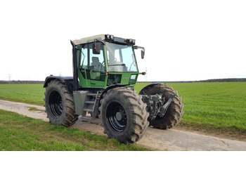 Tracteur agricole FENDT