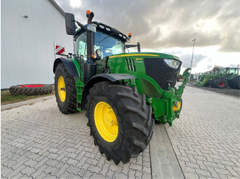 Tracteur agricole JOHN DEERE 6215R