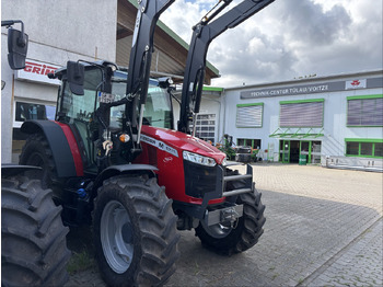 Tracteur agricole MASSEY FERGUSON 5711