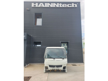 Cabine et intérieur MITSUBISHI