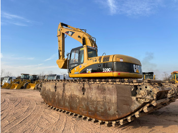 Excavatrice amphibie CATERPILLAR 320CL