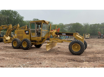 Niveleuse CATERPILLAR 140G: photos 3