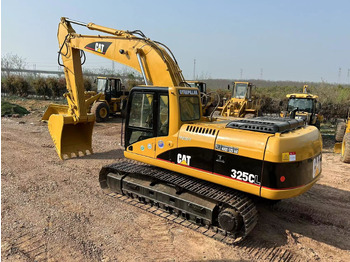 Pelle sur chenille CATERPILLAR 325C: photos 4