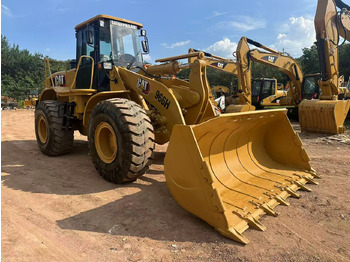 Chargeuse sur pneus CATERPILLAR 966H