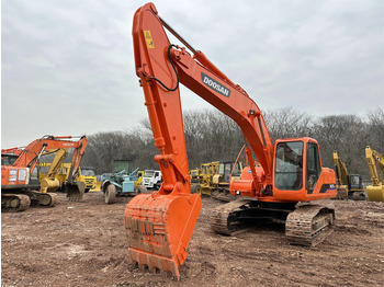 Pelle sur chenille DOOSAN DH220 excavator: photos 3
