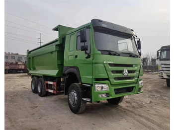 Camion benne SINOTRUK HOWO