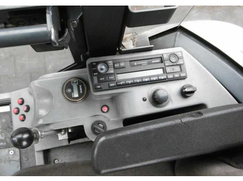 Balayeuse de voirie Hako CityMaster 1200: photos 3 Balayeuse de voirie Hako CityMaster 1200: photos 3