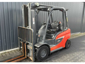 Chariot élévateur à gaz LINDE H30