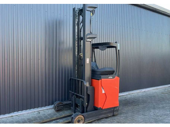 Chariot à mât rétractable LINDE R