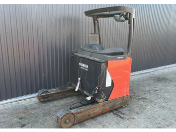 Chariot à mât rétractable LINDE R16