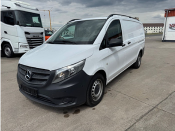 Transport de personnes MERCEDES-BENZ Vito 111