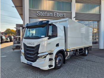 Camion fourgon IVECO