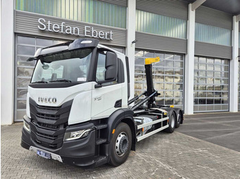 Camion ampliroll IVECO X-WAY
