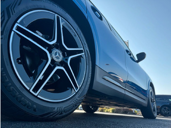 SUV Mercedes-Benz GLA 200 AMG+PANO+DistrPlus+RFK+Night: photos 5