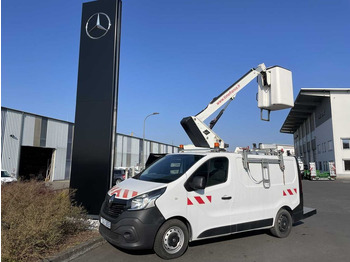 Camion avec nacelle RENAULT Trafic