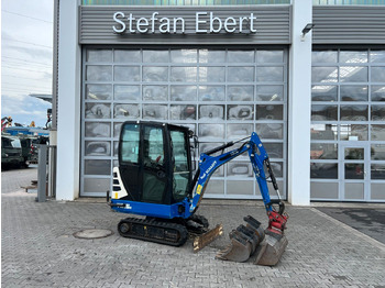 Mini pelle TEREX