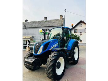 Tracteur agricole NEW HOLLAND T5