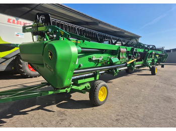 Moissoneuse JOHN DEERE