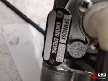 Cabine et intérieur pour Camion DAF Occ handremventiel DAF XF105: photos 2