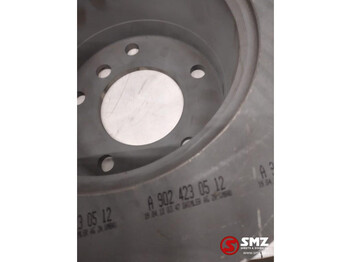 Disques de frein pour Camion neuf Mercedes-Benz Remschijf achter mercedes sprinter w901-904 a90242: photos 4