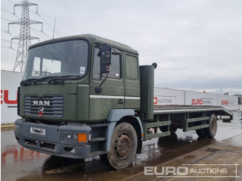Camion plateau MAN 8.224