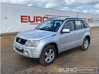 SUV SUZUKI