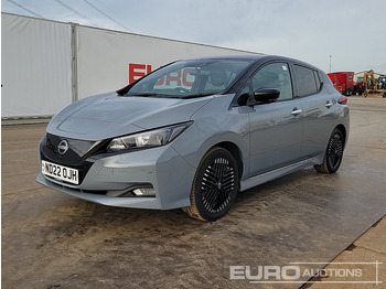 Voiture NISSAN