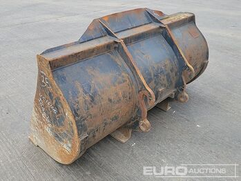 Godet 70" Loading Bucket to suit Telehandler: photos 3 Godet 70" Loading Bucket to suit Telehandler: photos 3