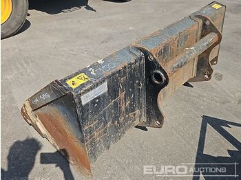 Godet 72" Loading Bucket to suit Telehandler: photos 3