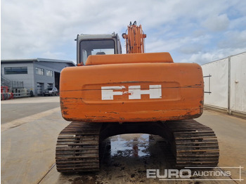 Pelle sur chenille Hitachi EX135: photos 4
