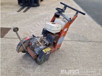Travaux routiers HUSQVARNA