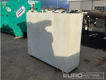 Cuve de stockage Static Fuel Bowser: photos 3 Cuve de stockage Static Fuel Bowser: photos 3
