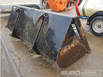 Godet Strimech 90" Loading Bucket to suit Telehandler: photos 5 Godet Strimech 90" Loading Bucket to suit Telehandler: photos 5