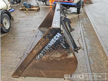 Godet Strimech 90" Loading Bucket to suit Telehandler: photos 2 Godet Strimech 90" Loading Bucket to suit Telehandler: photos 2