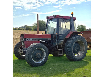 Tracteur agricole CASE IH