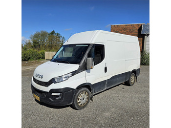 Fourgon utilitaire IVECO Daily