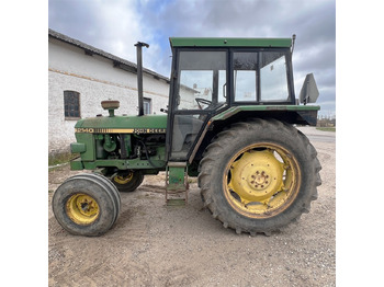 Tracteur agricole John Deere 2140: photos 2