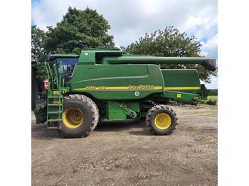 Matériel de récolte JOHN DEERE