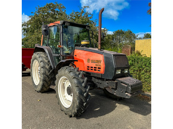 Tracteur agricole VALMET