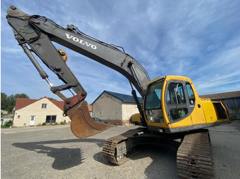 Pelle sur chenille VOLVO EC210