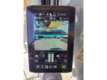 Pelle sur chenille CAT 352-08: photos 5