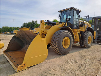 Chargeuse sur pneus CATERPILLAR 972