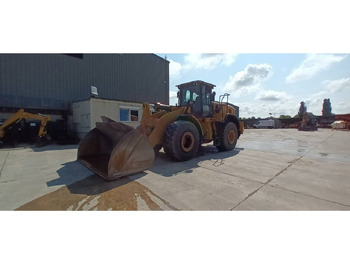 Chargeuse sur pneus CATERPILLAR 972MXE