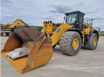 Chargeuse sur pneus CATERPILLAR