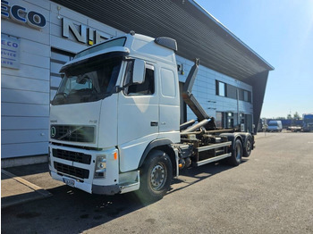 Camion ampliroll VOLVO FH12 460