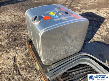 Réservoir de carburant pour Camion Scania diesel tank 300ltr Scania 2167505: photos 3