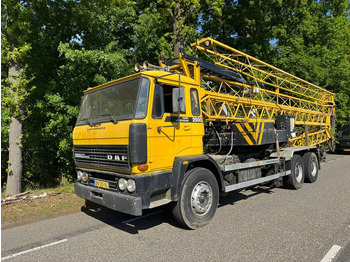 Camion grue DAF