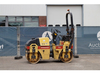 Compacteur DYNAPAC CC102
