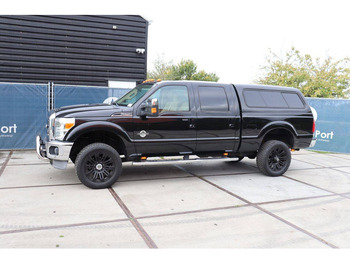 Voiture FORD