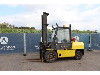Chariot élévateur à gaz HYSTER